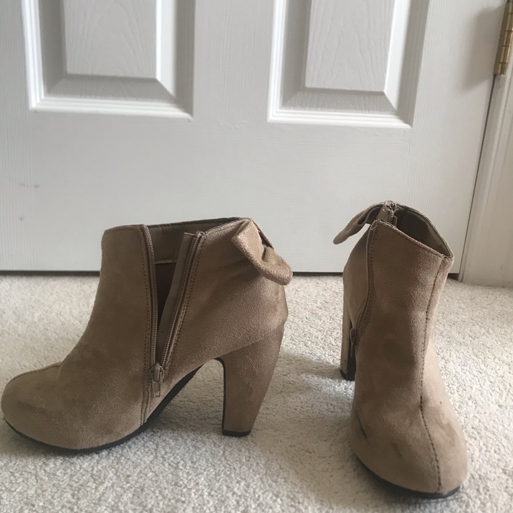 Etc! Booties